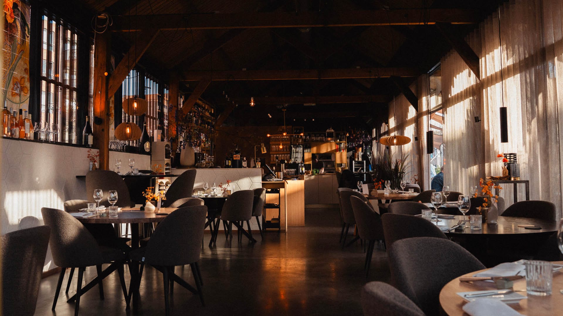 Restaurant Unique Kleischuur Gouda – contact opnemen